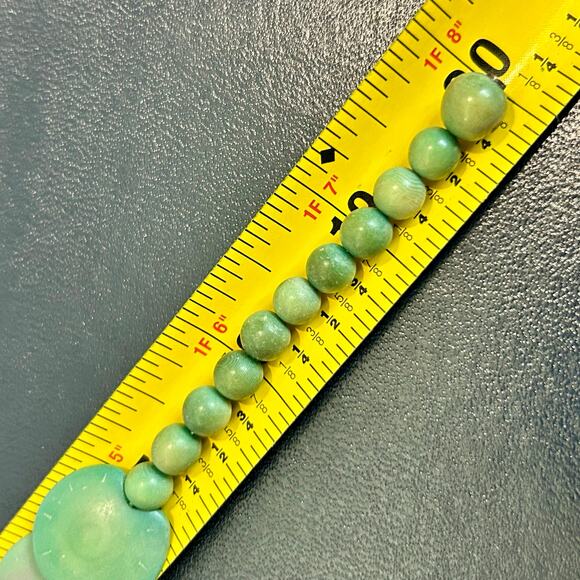 Vintage Green Wood Disc Bead Necklace – Graduated Flat Beads – Statement Jewelry - Picture 9 of 14
